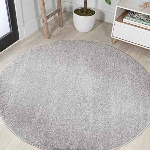 JONATHAN Y Haze Solid Low-Pile Light Gray 5' Round Indoor Area Rug, Coastal,Bohemian,Minimalist,Classic, Easy-Cleaning for Living Room,Bedroom,Kitchen,Pet Friendly,Non-Shedding (SEU100K-5R) by JONATHANY