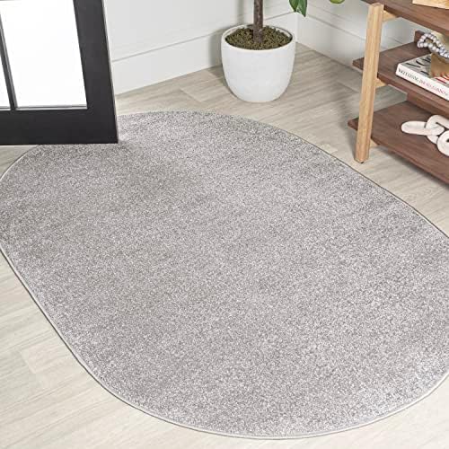 JONATHAN Y Haze Solid Low-Pile Light Gray 5x8 Oval Indoor Area Rug, Coastal,Bohemian,Minimalist,Classic, Easy-Cleaning for Living Room,Bedroom,Kitchen,Pet Friendly,Non-Shedding (SEU100K-5OV) by JONATHANY