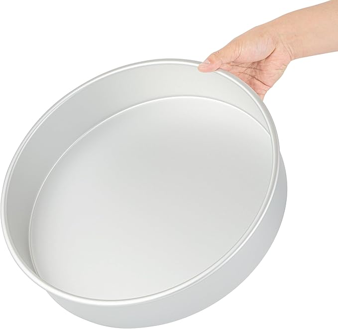 Restaurantware-Met Lux 14 x 3 Inch Straight-Sided Baking Tin, 1 Round Cake Pan - Oven-Ready, Freezable, Anodized Aluminum Round Baking Pan, Greaseproof, For Layer Birthday Cake