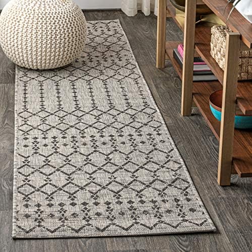 JONATHAN Y Moroccan Geometric Indoor Outdoor Runner Rug 2X8 Light Gray/Black, Ourika Textured Weave for Backyard, Patio, Porch, Easy-Cleaning, High Traffic Pet-Friendly, Non-Shedding SMB108E-28 by JONATHANY
