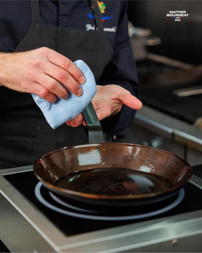 Matfer Bourgeat Black Carbon Steel Frying Pan, 12 5/8"