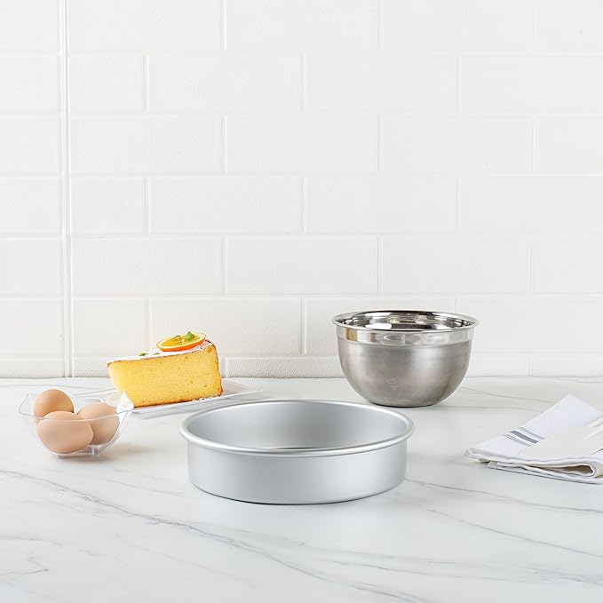Restaurantware-Met Lux 8 x 2 Inch Straight-Sided Baking Tins, 12 Round Cake Pans - Oven-Ready, Freezable, Anodized Aluminum Round Baking Pans, Greaseproof, For Layer Birthday Cakes