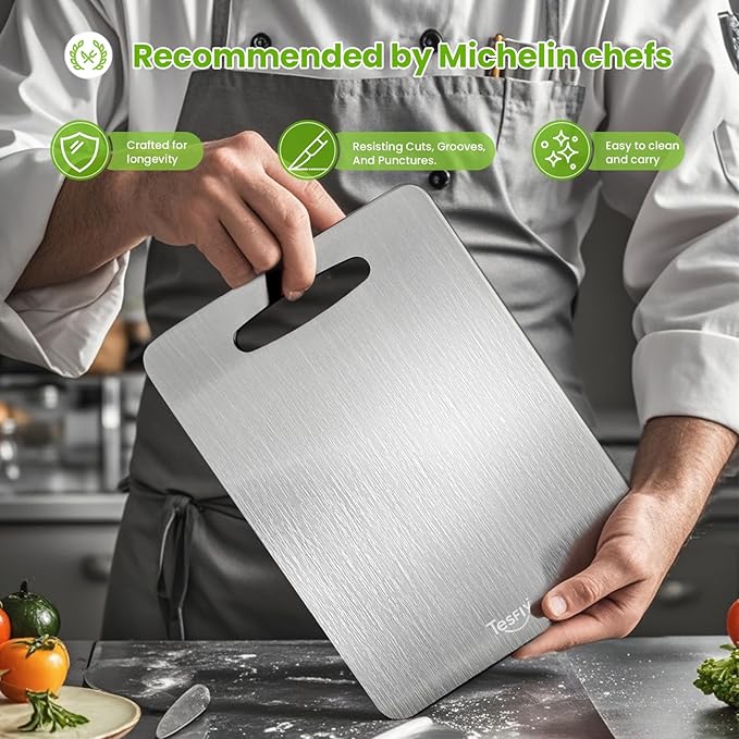 2 Pack Titanium Cutting Board-100% Pure Titanium Cutting Boards For Kitche,Easy to clean, Double-sided food-grade Cutting Board For Meats, Fruits And Vegetables (M & L)